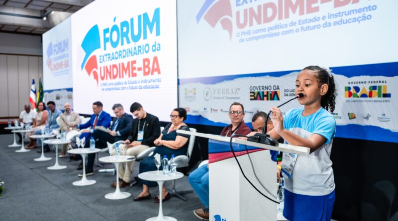Estudante da rede municipal de Wagner/BA recebe resposta da Presidência da República após carta lida em Fórum da Undime Bahia